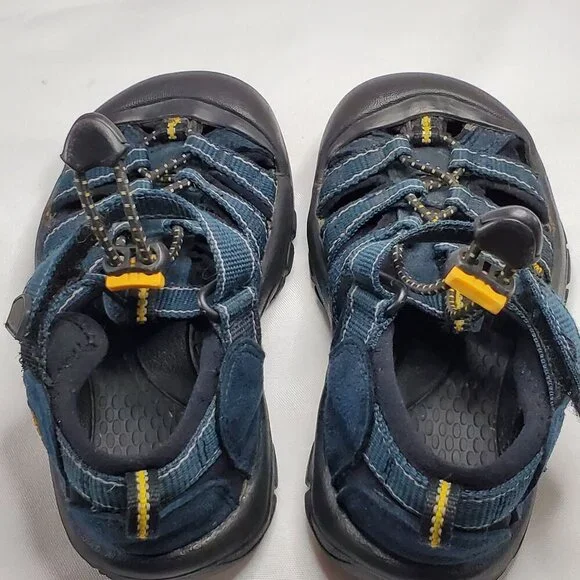 Keen Little Kids Youth Newport H2 Closed Toe Sandals Size 10 Navy & Yellow Shoes - Picture 7 of 10